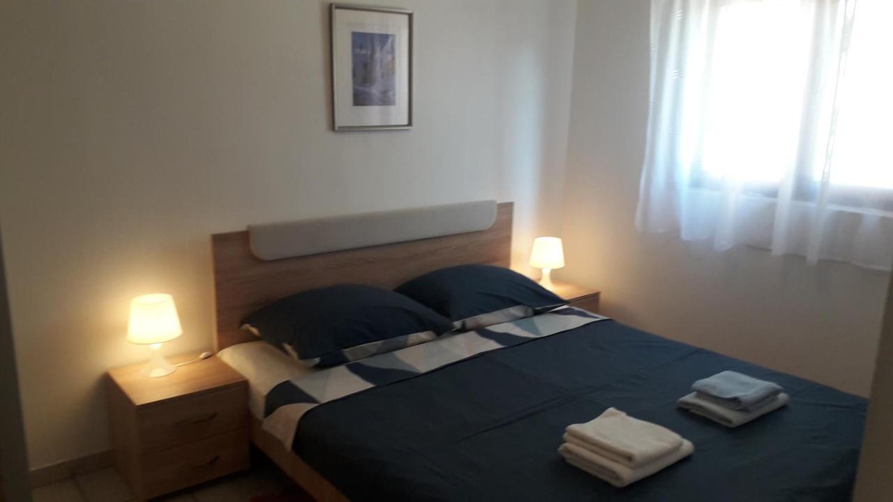Ližnjan Apartmani Mia מראה חיצוני תמונה