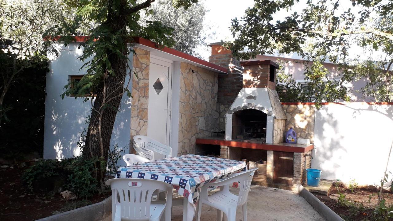 Ližnjan Apartmani Mia מראה חיצוני תמונה
