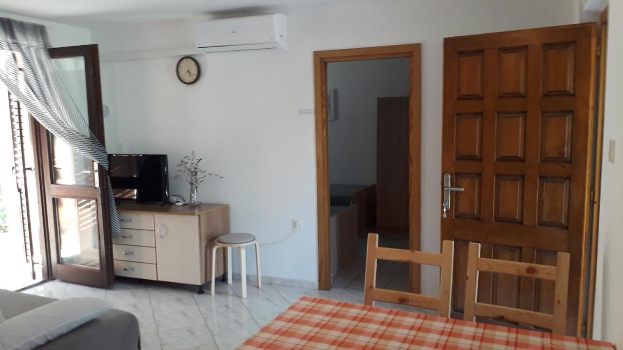 Ližnjan Apartmani Mia מראה חיצוני תמונה